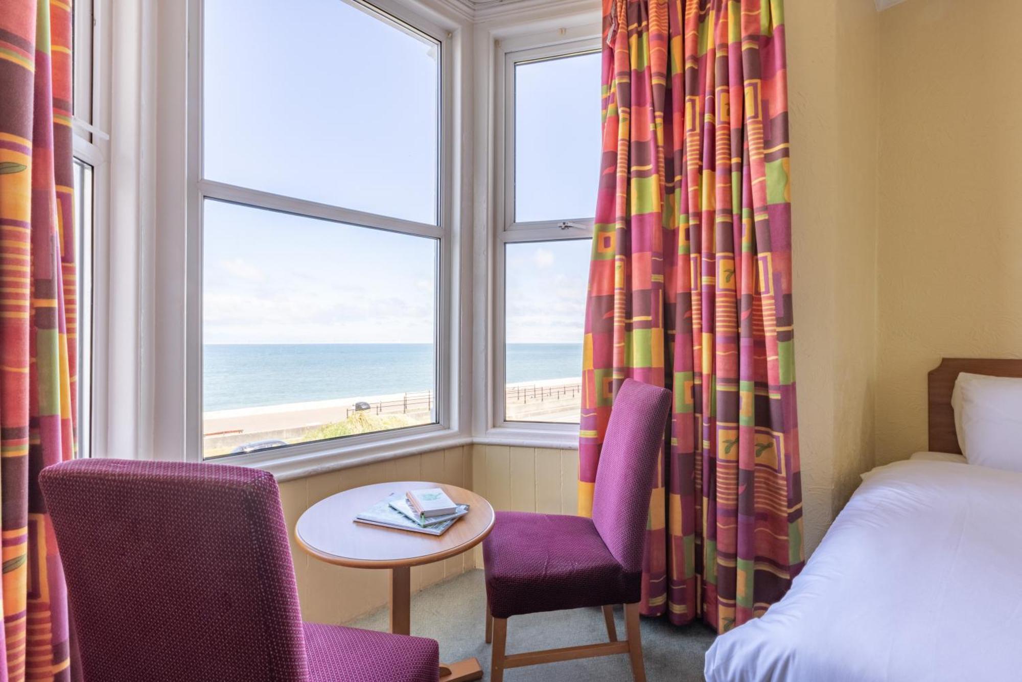 The Seafront Hotel By Compass Hospitality Ландъндо Екстериор снимка