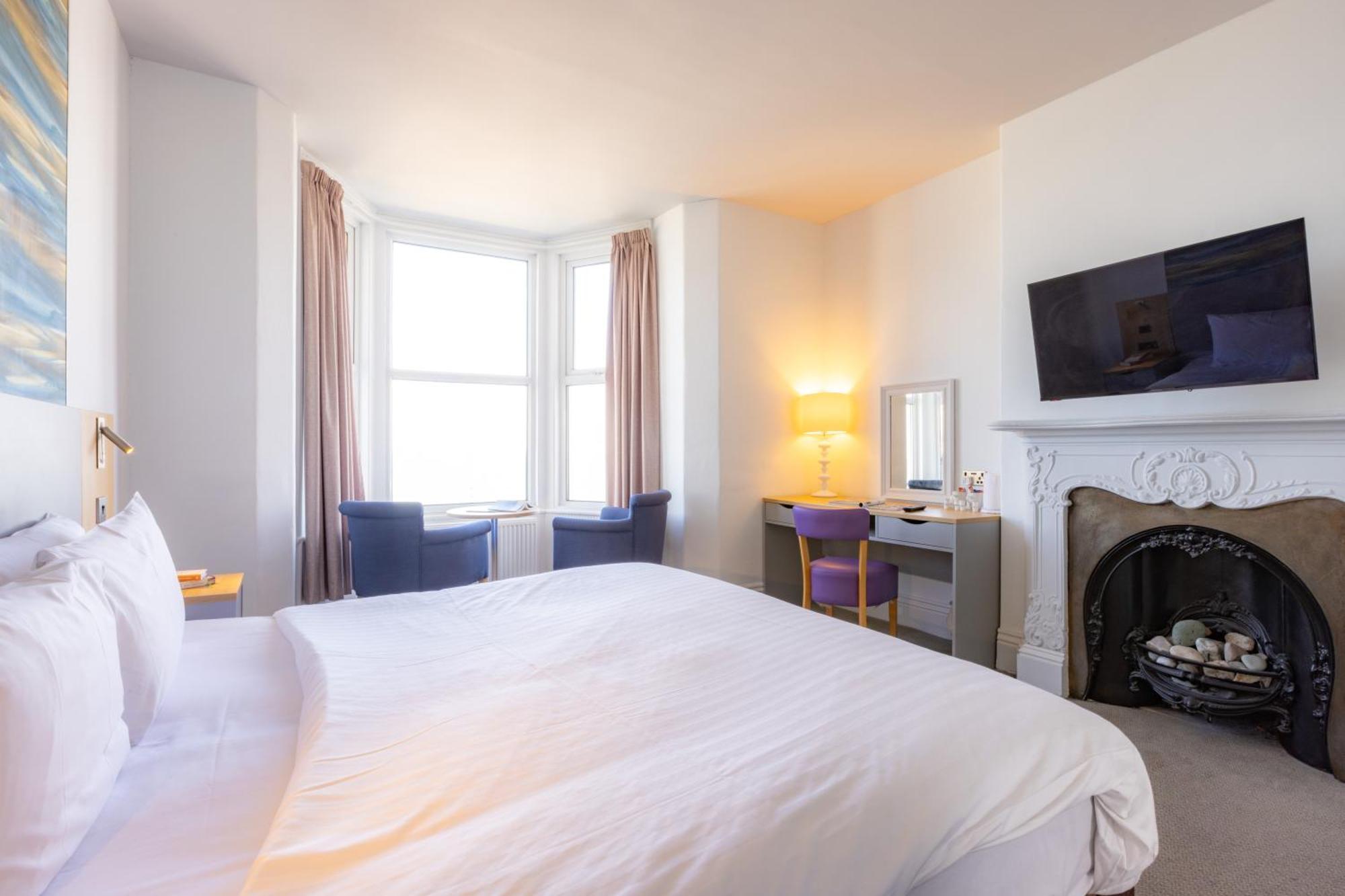 The Seafront Hotel By Compass Hospitality Ландъндо Екстериор снимка